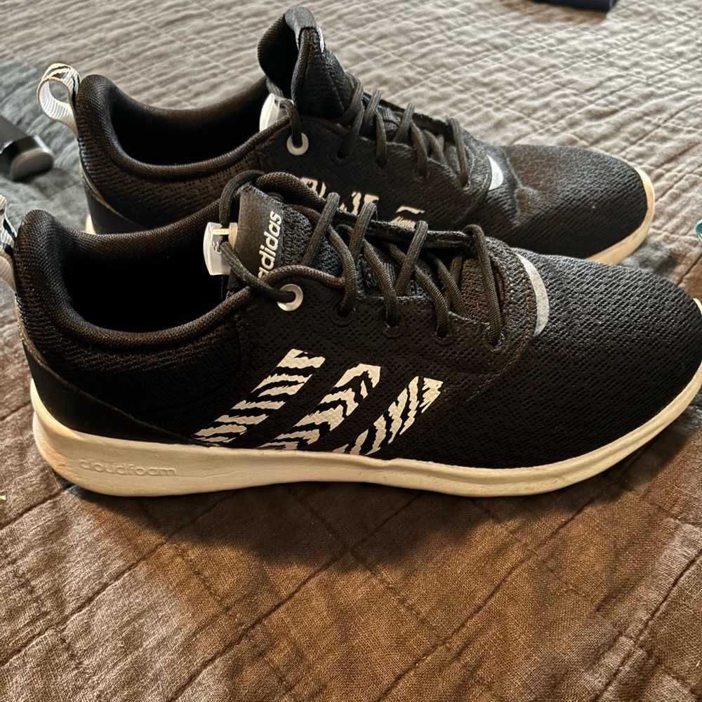 Adidas Cloudfoam Pure 2.0 Womens 7.5 Black Zebra Print Sneakers‎ H00602